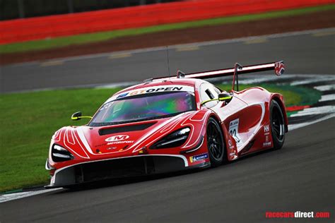 Racecarsdirect.com - McLaren 720S GT3