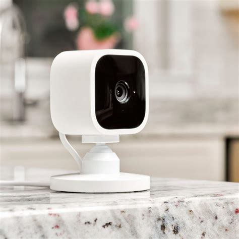 Blink Mini Indoor 1080p Wi-Fi Security Camera (2-Pack) White B07X27VK3D ...