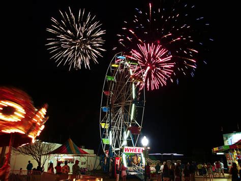 Summer Concerts & Fireworks at the Carolina Beach Boardwalk ...