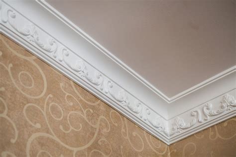 Plaster Crown Molding With Intricate Patterns on Trim | Cheap crown ...