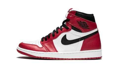 Air Jordan 1 Retro High OG "Chicago" - Stadium Goods