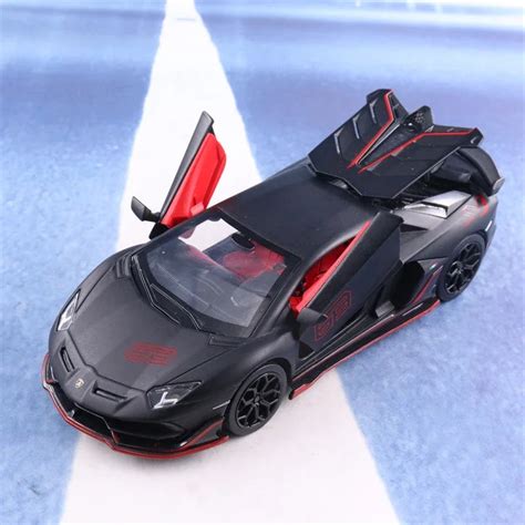 1:24 Lamborghini Aventador SVJ Diecast Model – EVOSparks Diecast