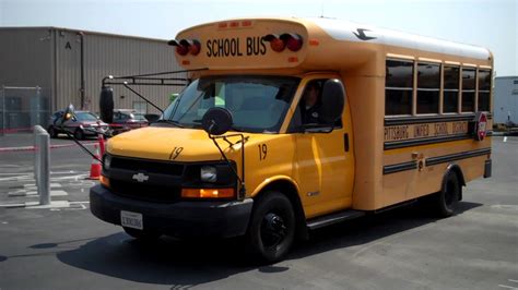 GovDeals: 2007 Chevrolet Express G3500 Collins School Bus w/ - YouTube