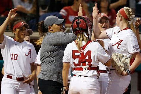 Alabama Softball Women's College World Series Preview - Roll 'Bama Roll