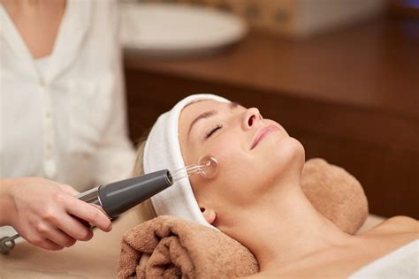 NVQ Beauty Therapy Level 3 – Beginners (Inc. L2 Facial Skin Care) | www ...