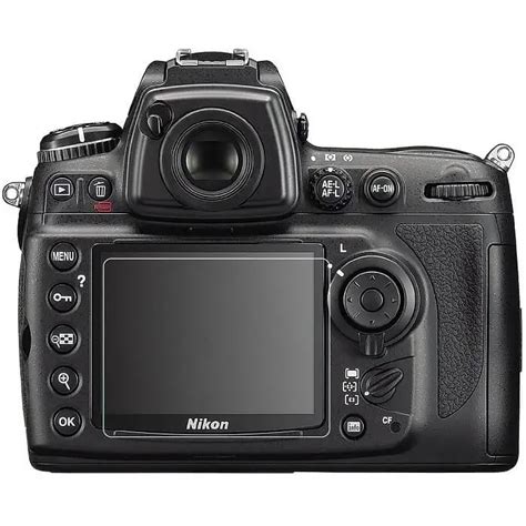 Nikon D700 Review: Specs, Photo & Video Capabilities