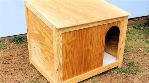 15 Free DIY Large Dog House Plans (How to Build Guide)