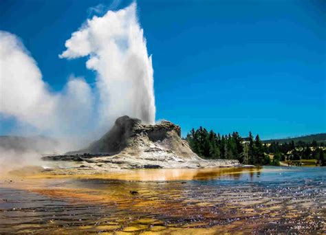 Things to Do in Yellowstone National Park: Best Places to Visit - Thrillist