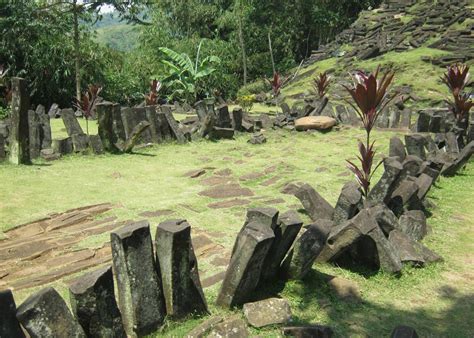 Gunung Padang - Indonesia. What is it? Who built it? Why was it built ...