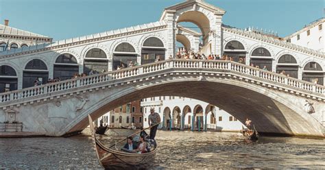 Venice: Private Rialto Bridge Gondola Ride | GetYourGuide