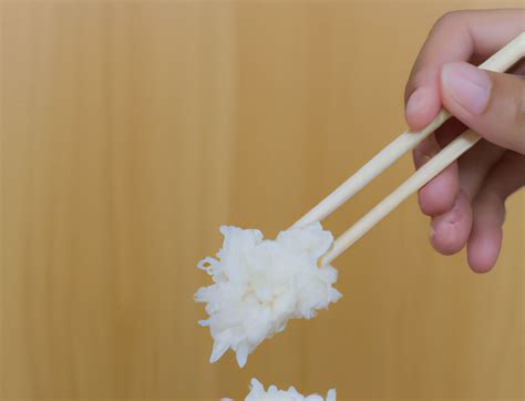 How to Eat Rice With Chopsticks | My Tasty Buds