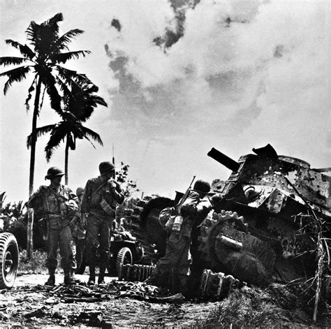 Luzon 6th army looked at a knocked out Japanese tank | Japanese tanks ...