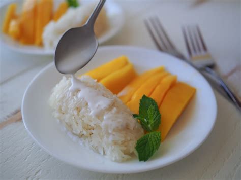 Mango Sticky Rice - The Travel Bite