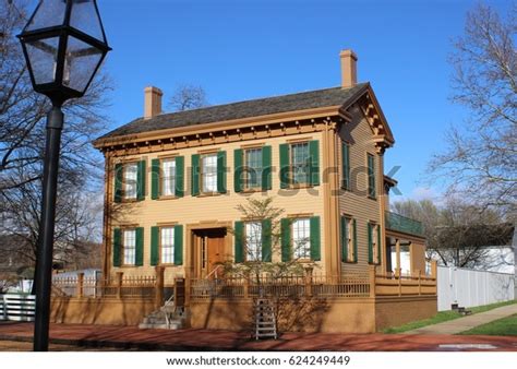 Abraham Lincoln Family Home Springfield Illinois Stock Photo (Edit Now) 624249449