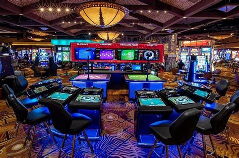 Silverton Casino Hotel Adds Stadium Gaming to the Casino Floor in 2021 ...