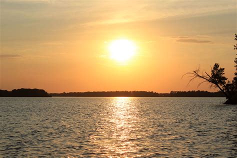 Large sunset over Castle Rock Lake at Buckhorn State Park, Wisconsin ...