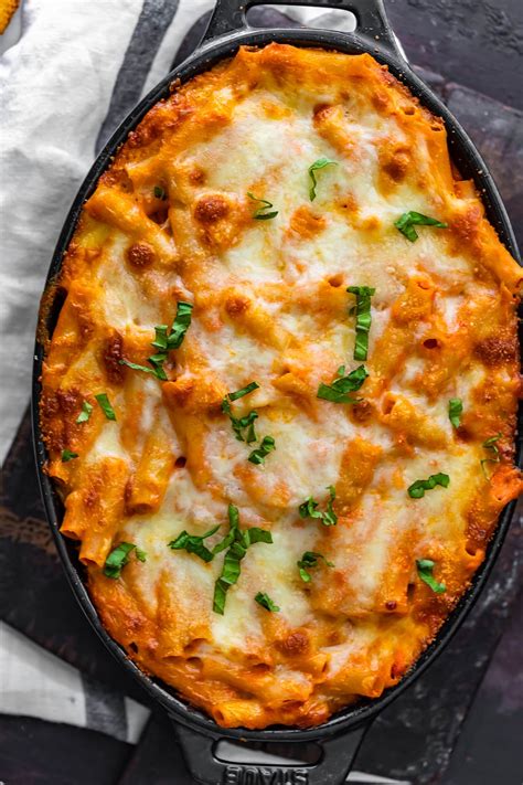 Easy Baked Ziti Recipe {Cheesy Creamy Baked Ziti} VIDEO!!!