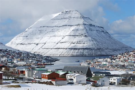 Klaksvík in the Faroe Islands | Faroe islands denmark, Faroe islands ...