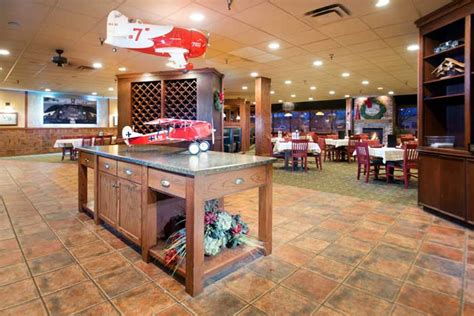 Hotels in Huron SD | Crossroads Hotel Huron | Huron, South Dakota Hotel