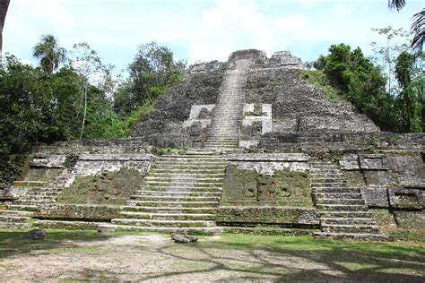 Lamanai - Belize Maya ruins - north of Belize | Maya ruins, Belize, Ruins