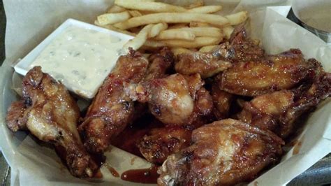 Best Chicken Wings in Atlanta | Doorsteps Rent