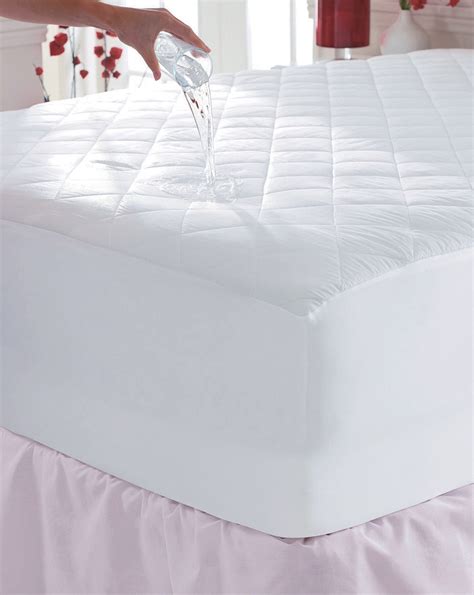 Waterproof Quilted Mattress Protector - Duvets N'Bedding