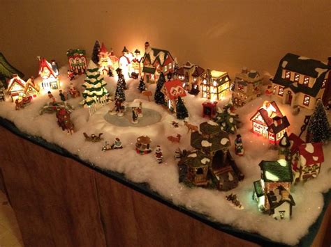 Christmas village | Christmas Village ideas | Pinterest | Tea lights ...