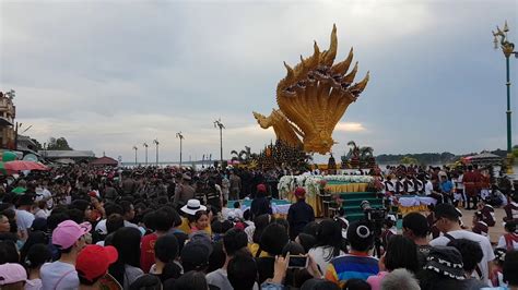 Naga-Feuerbälle thailändisch บั้งไฟพญานาค,NAGA FIREBALL FESTIVAL 3 ...