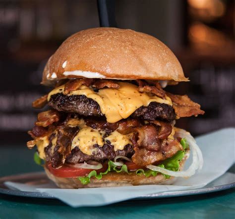 12 of the Best Burger Joints in San Diego | Food, Delicious burgers ...