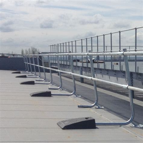 Free Standing Roof Edge Protection Guardrail - IPM Fittings Ltd