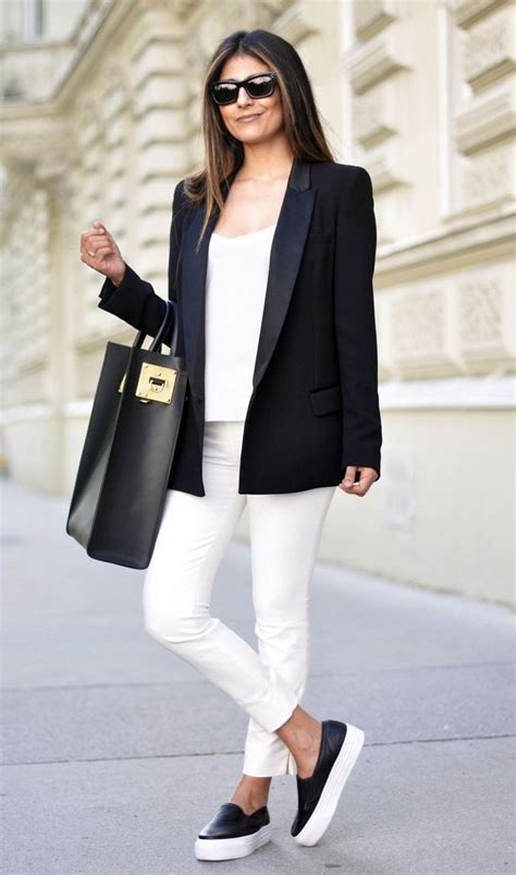 Can You Wear Sneakers for Business Casual? - Sneakers Women News