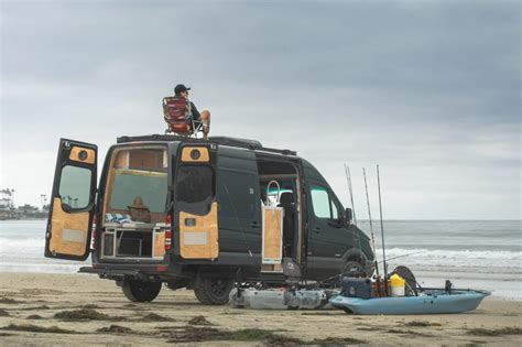 Unique Camper Van Layout Takes Modularity to the Next Level, You Can ...