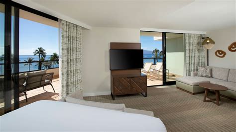 Ka'anapali Beach Resort Hotel Rooms & Suites | Hyatt Regency Maui