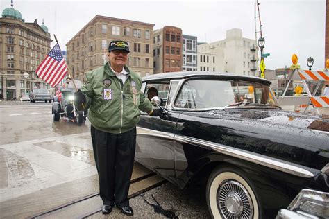 Photo Essay: Milwaukee’s 54th Annual Veterans Day Parade salutes ...