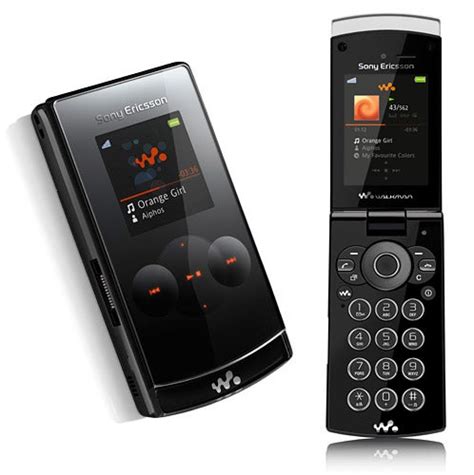 Sony Ericsson Flip Phones