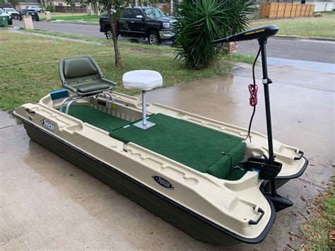 Pelican Bass Raider 10E custom deck | Bass boat, Diy boat, Mini bass boats