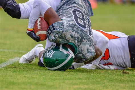 Concussion Causes, Symptoms, and Treatment - OC Sports & Rehab