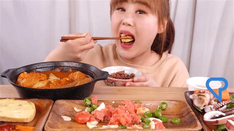 Mukbang Can Help You to Improve Your Korean! | LingQ Blog