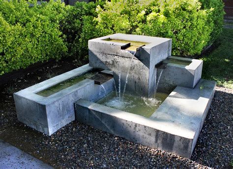 DIY Concrete Water Feature | Backyard Design Ideas