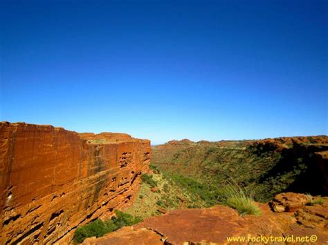 The rewarding Kings Canyon Rim Walk in the Watarrka National Park