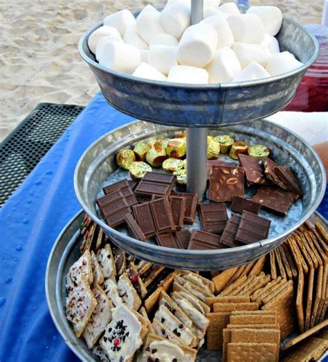 Smores setup for beach bonfire or changa pit. | Birthday party snacks ...