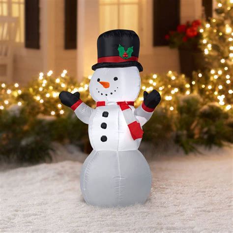 Get the Best Outdoor Snowman Decorations for Christmas