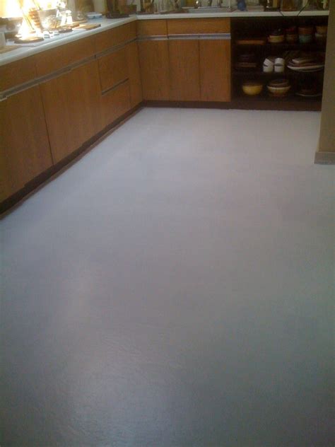 Painting Over Vinyl Floor: A Step-By-Step Guide - Flooring Designs