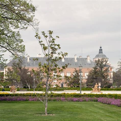 341 Gardens Aranjuez Palace Stock Photos - Free & Royalty-Free Stock ...