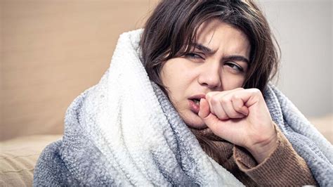 What Causes Dry Cough at Night? – NutritionFact.in