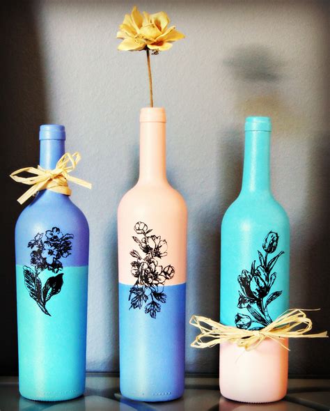 ArtworkConnection Art and Crafts | Bottle painting, Beer bottle crafts ...