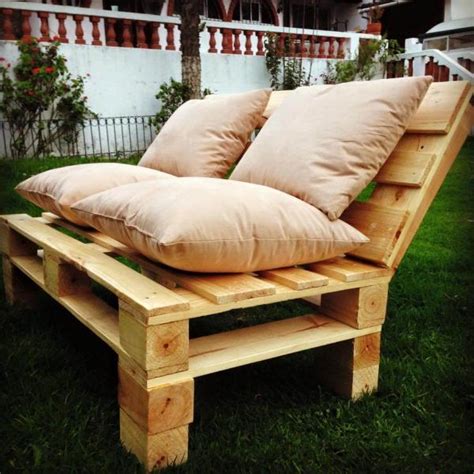 Pallet Patio Sofa Set - 101 Pallets