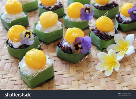 Homemade Coconut Sticky Rice Mango Pandan Stock Photo 364472828 ...