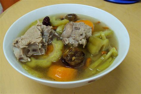 Bitter Gourd Soup (苦瓜汤)