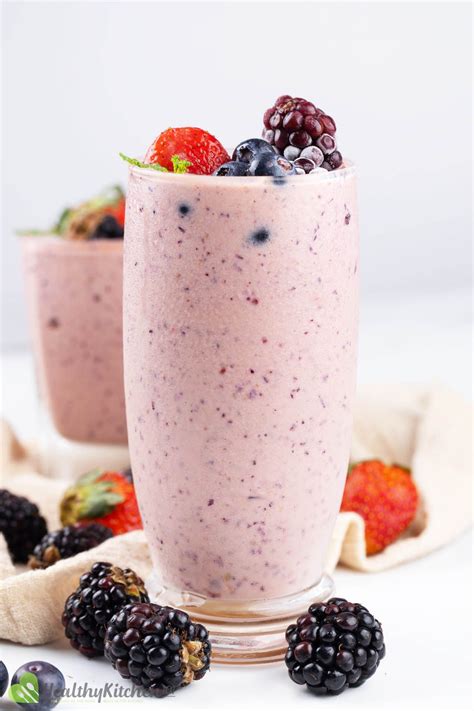 Frozen Fruit Smoothie Recipe - A Refreshing Berry-Mango Summer Blend